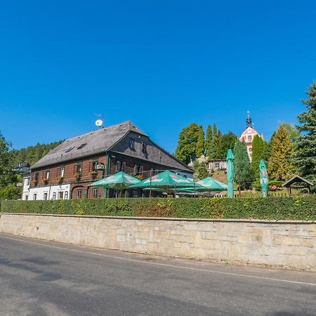 ホテル Penzion Drevak Jetřichovice エクステリア 写真
